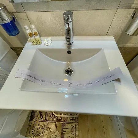 Apartament Mamaia Nord! 1 Minut Pana La Plaja !!!